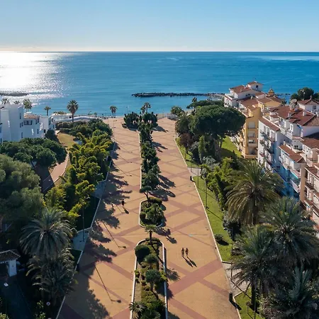 Moderno Y Luminoso En Gaviotas- Puerto Banus Appartamento