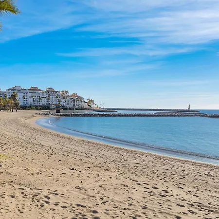 Moderno Y Luminoso En Gaviotas- Puerto Banus