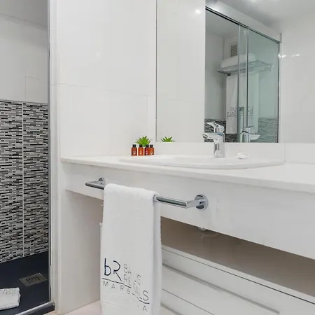 Moderno Y Luminoso En Gaviotas- Puerto Banus Appartement *