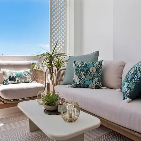 Moderno Y Luminoso En Gaviotas- Puerto Banus