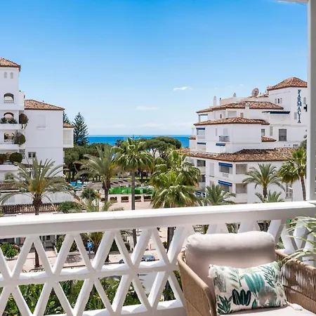 Moderno Y Luminoso En Gaviotas- Puerto Banus *