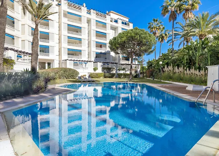 Daire Moderno Y Luminoso En Gaviotas- Puerto Banus