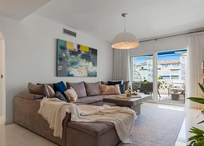 Apartment Moderno Y Luminoso En Gaviotas- Puerto Banus Marbella