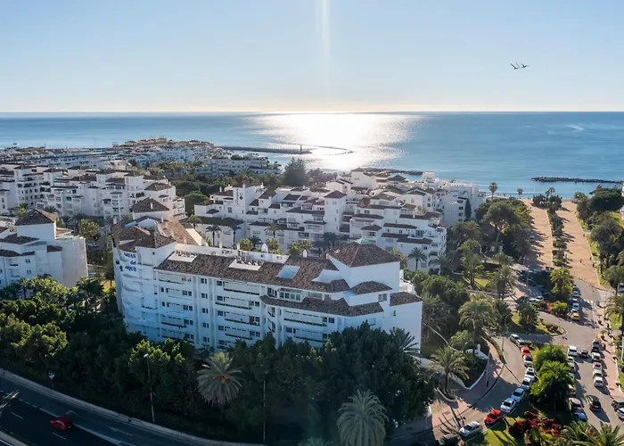 Moderno Y Luminoso En Gaviotas- Puerto Banus Apartment *